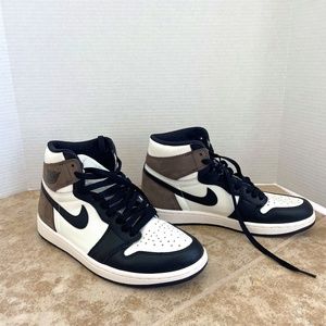 Nike Air Jordan 1 Dark Mocha Retro High Mens' 8.5